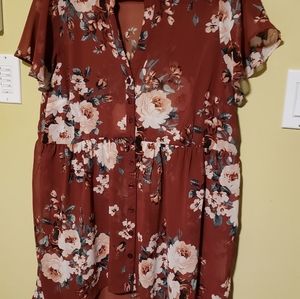 Torrid Flowered hi-lo short sleeve baby doll tunic